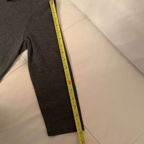 NWT Adrienne Vittadini Gray Knit Scoop Neck 3/4 Sleeves Striped Bottom Size L - Picture 7 of 9